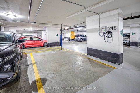 Photo 24 at 402 - 212 Eglinton Avenue, Mount Pleasant West, Toronto