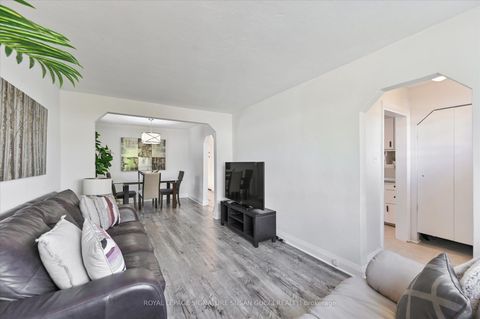 Photo 6 at 90 Meighen Avenue, Parkview, Toronto