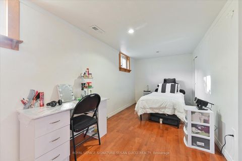 Photo 24 at 90 Meighen Avenue, Parkview, Toronto