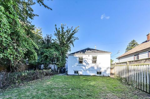 Photo 30 at 90 Meighen Avenue, Parkview, Toronto