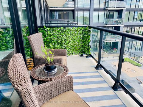 Photo 2 at 404 - 7 Smith Crescent, Queensway, Toronto