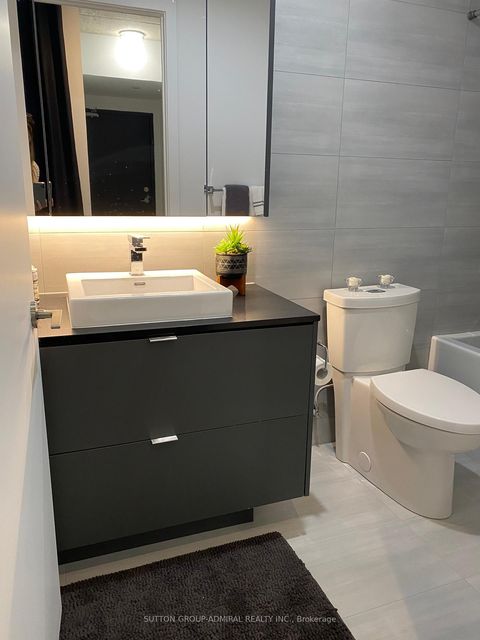 Photo 4 at 404 - 7 Smith Crescent, Queensway, Toronto