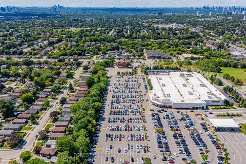 Photo 11 at 18 Ivorwood Crescent, Maryvale, Toronto