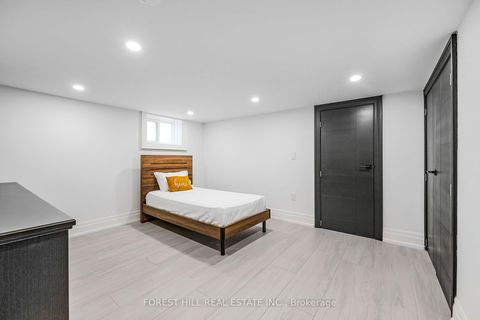 Photo 34 at 18 Ivorwood Crescent, Maryvale, Toronto