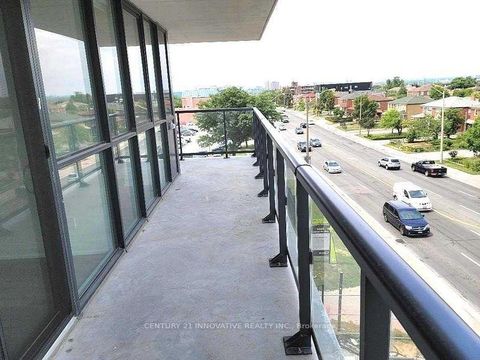 Photo 9 at 302 - 1461 Lawrence Avenue W, Amesbury, Toronto