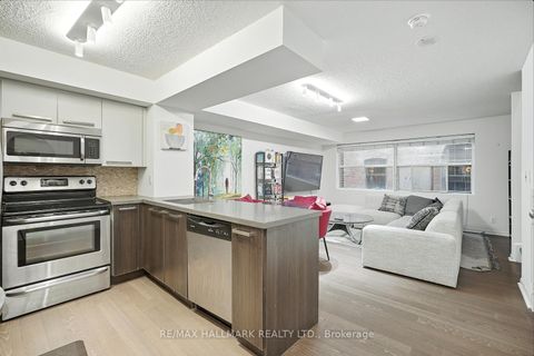 Photo 15 at 116 - 11 St Joseph Street, Bay Street Corridor, Toronto