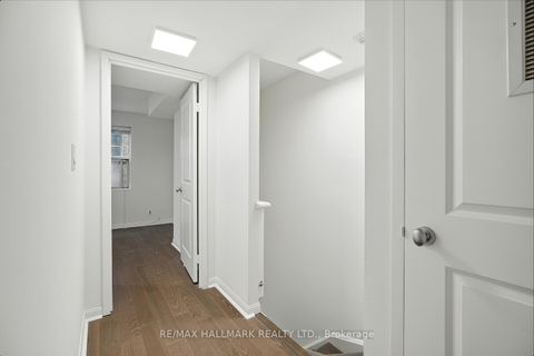 Photo 20 at 116 - 11 St Joseph Street, Bay Street Corridor, Toronto