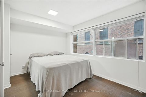 Photo 23 at 116 - 11 St Joseph Street, Bay Street Corridor, Toronto