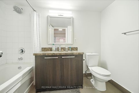 Photo 25 at 116 - 11 St Joseph Street, Bay Street Corridor, Toronto