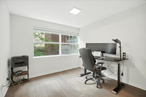 Photo 26 at 116 - 11 St Joseph Street, Bay Street Corridor, Toronto