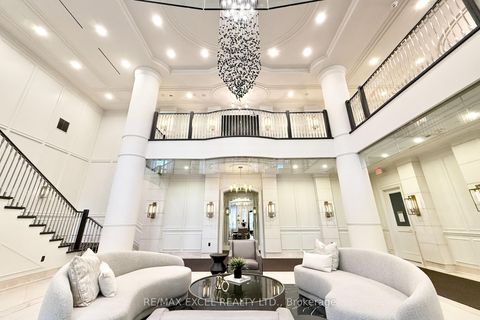 Photo 3 at 408 - 10101 Yonge Street N, Crosby, Richmond Hill