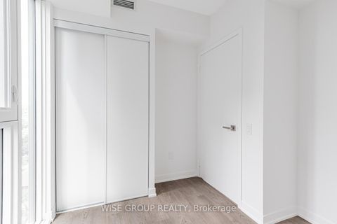 Photo 10 at 906 - 500 Wilson Avenue, Clanton Park, Toronto