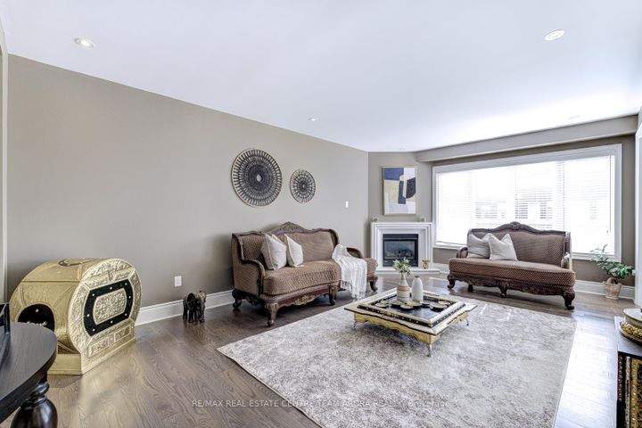 Photo 11 at 313 Buick Boulevard, Northwest Brampton, Brampton
