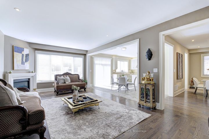 Photo 12 at 313 Buick Boulevard, Northwest Brampton, Brampton