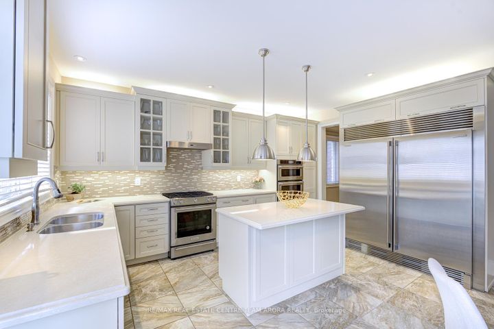 Photo 16 at 313 Buick Boulevard, Northwest Brampton, Brampton
