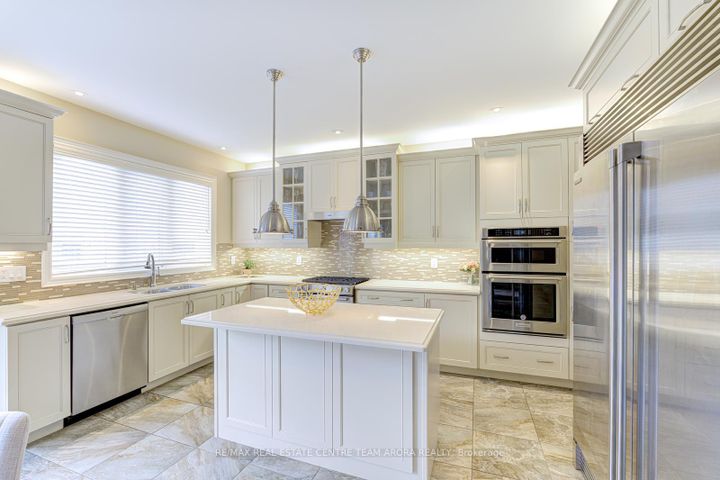 Photo 17 at 313 Buick Boulevard, Northwest Brampton, Brampton