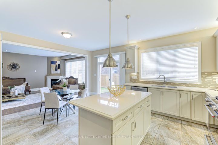 Photo 18 at 313 Buick Boulevard, Northwest Brampton, Brampton
