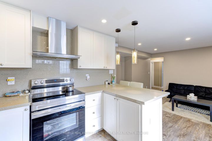 Photo 38 at 313 Buick Boulevard, Northwest Brampton, Brampton