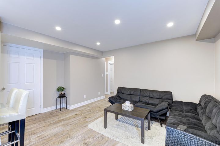 Photo 39 at 313 Buick Boulevard, Northwest Brampton, Brampton
