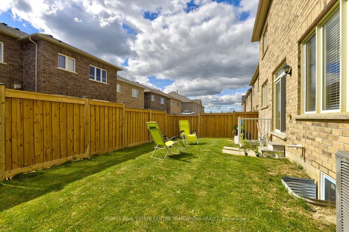 Photo 47 at 313 Buick Boulevard, Northwest Brampton, Brampton