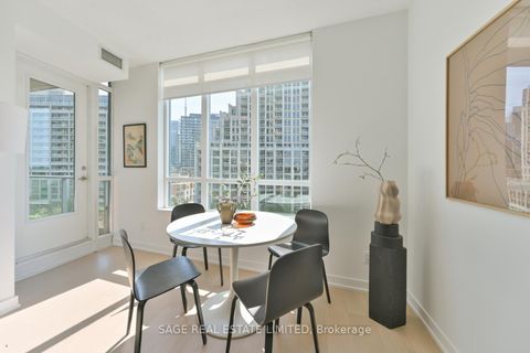 Photo 14 at 702 - 215 Fort York Boulevard, Niagara, Toronto