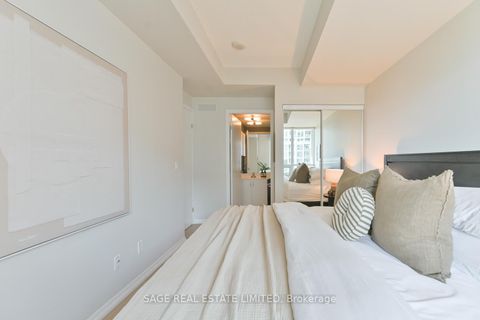 Photo 18 at 702 - 215 Fort York Boulevard, Niagara, Toronto