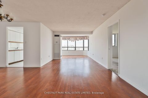 Photo 2 at 1109 - 7601 Bathurst Street, Yorkhill, Vaughan
