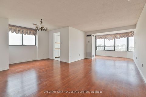 Photo 3 at 1109 - 7601 Bathurst Street, Yorkhill, Vaughan