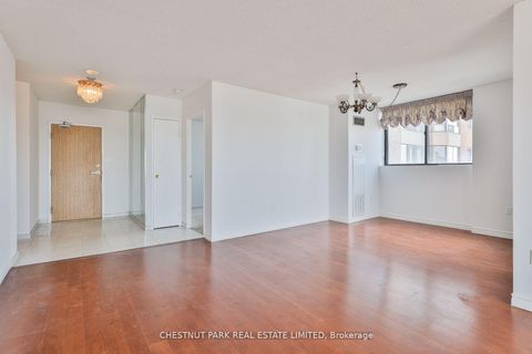 Photo 5 at 1109 - 7601 Bathurst Street, Yorkhill, Vaughan