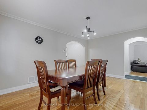 Photo 6 at 47 Skipperhill Crescent, Rouge E11, Toronto