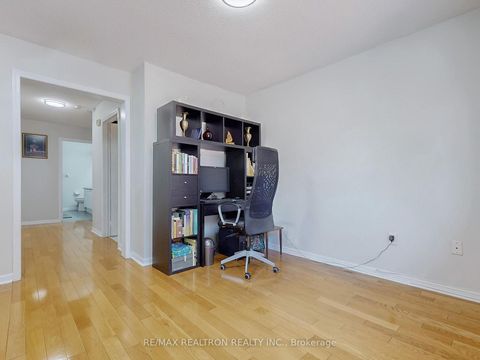 Photo 18 at 47 Skipperhill Crescent, Rouge E11, Toronto