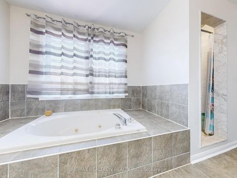 Photo 24 at 47 Skipperhill Crescent, Rouge E11, Toronto