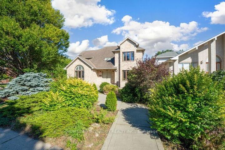 Photo 2 at 126 Montmorency Drive, Red Hill, Hamilton