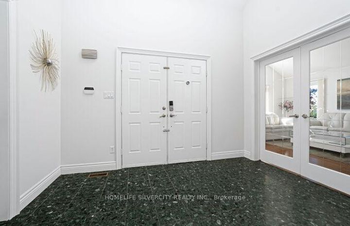 Photo 4 at 126 Montmorency Drive, Red Hill, Hamilton