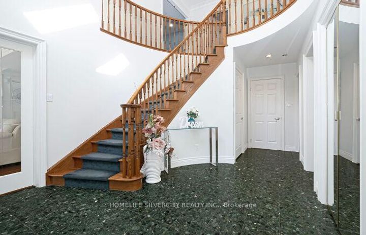 Photo 5 at 126 Montmorency Drive, Red Hill, Hamilton
