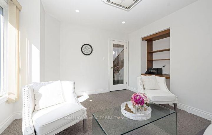 Photo 7 at 126 Montmorency Drive, Red Hill, Hamilton