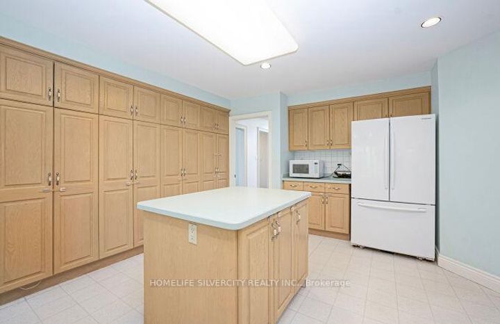Photo 16 at 126 Montmorency Drive, Red Hill, Hamilton