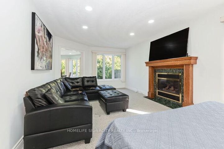 Photo 19 at 126 Montmorency Drive, Red Hill, Hamilton