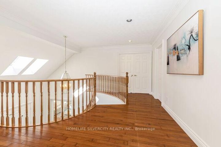 Photo 21 at 126 Montmorency Drive, Red Hill, Hamilton