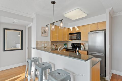 Photo 5 at 1004 - 2121 Lake Shore Boulevard W, Mimico, Toronto