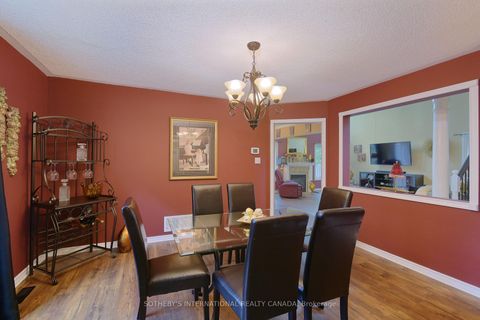 Photo 10 at 52 Monteith Crescent, Maple, Vaughan