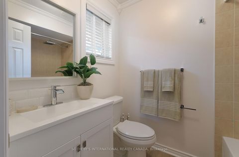 Photo 24 at 52 Monteith Crescent, Maple, Vaughan