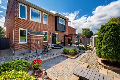 Photo 38 at 52 Monteith Crescent, Maple, Vaughan