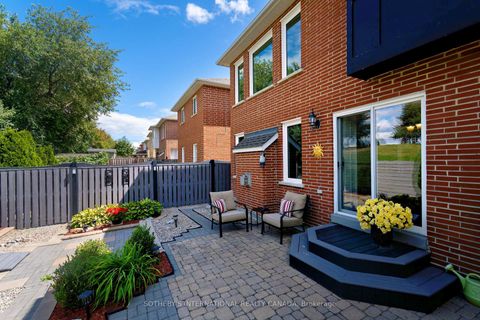 Photo 41 at 52 Monteith Crescent, Maple, Vaughan