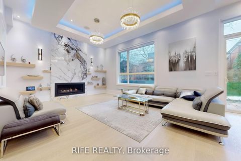 Photo 10 at 615 Briar Hill Avenue, Forest Hill North, Toronto