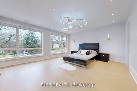 Photo 21 at 615 Briar Hill Avenue, Forest Hill North, Toronto