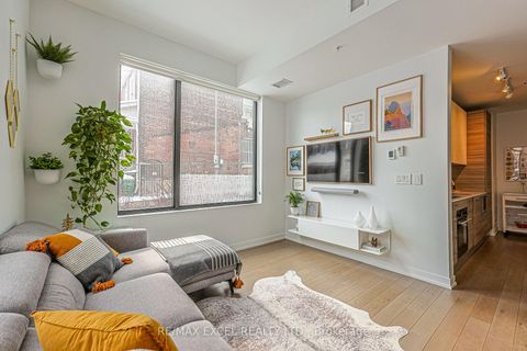 Photo 3 at 101 - 530 Indian Grove, Junction Area, Toronto