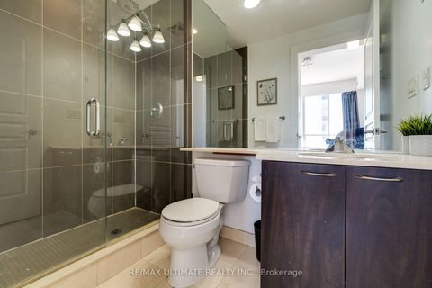 Photo 11 at LPH9 - 777 STEELES Avenue, Newtonbrook West, Toronto