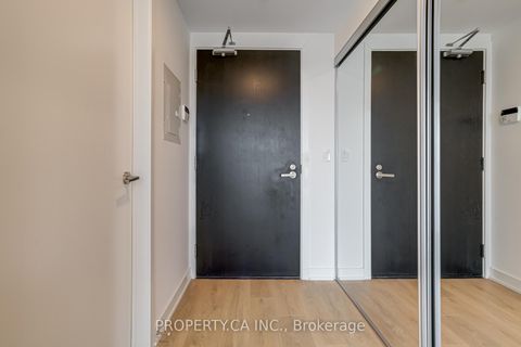 Photo 3 at 3103 - 501 Yonge Street, Yonge Corridor, Toronto