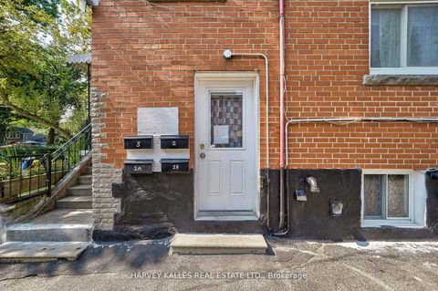Photo 1 at 40 Dominion Road, Long Branch, Toronto